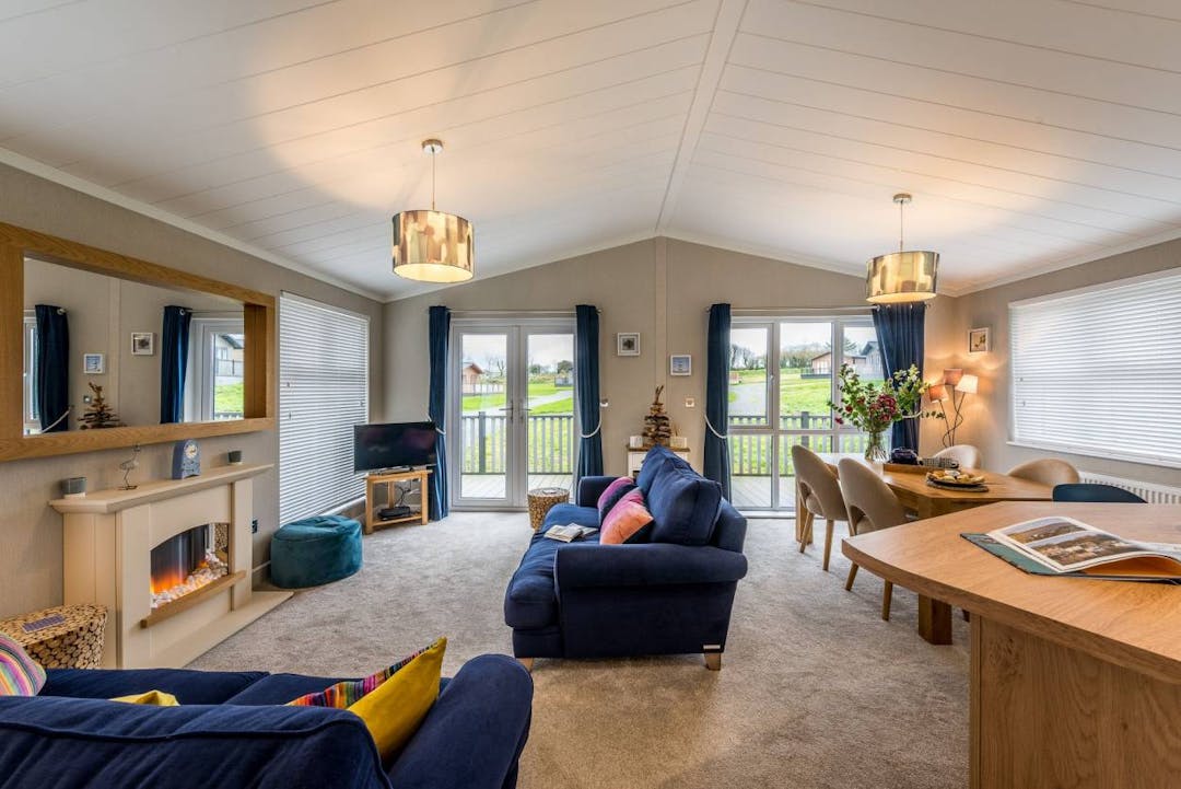 Cornwall - Luxury Bespoke Lodge - New - 2 Bedrooms